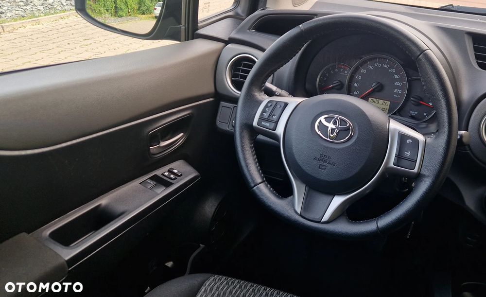 Toyota Yaris 1.0 VVT-i Style - 31