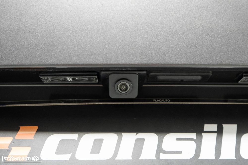 Peugeot 5008 1.2 PureTech Allure EAT8 - 17