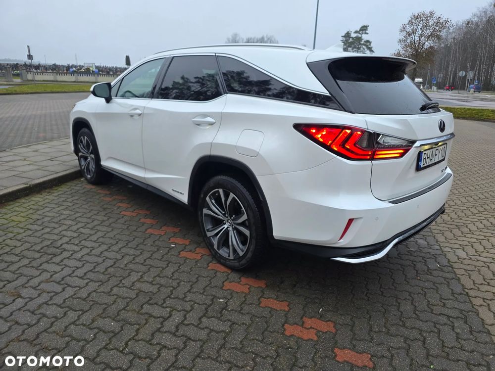 Lexus RX - 6