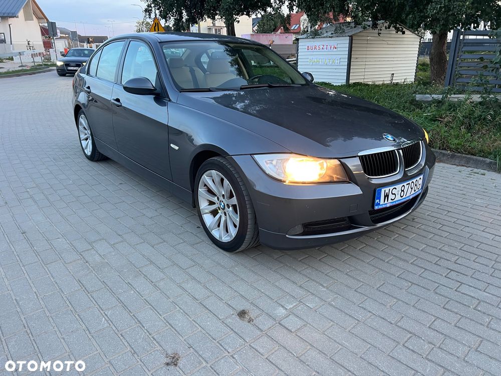 BMW Seria 3 318i - 3
