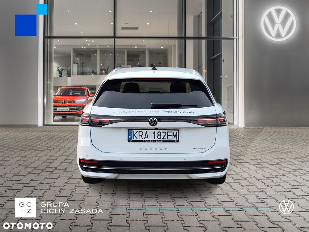 Volkswagen Passat - 5