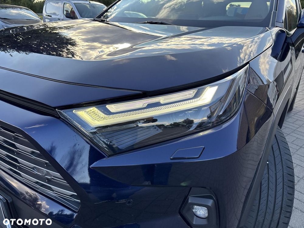 Toyota RAV4 - 18