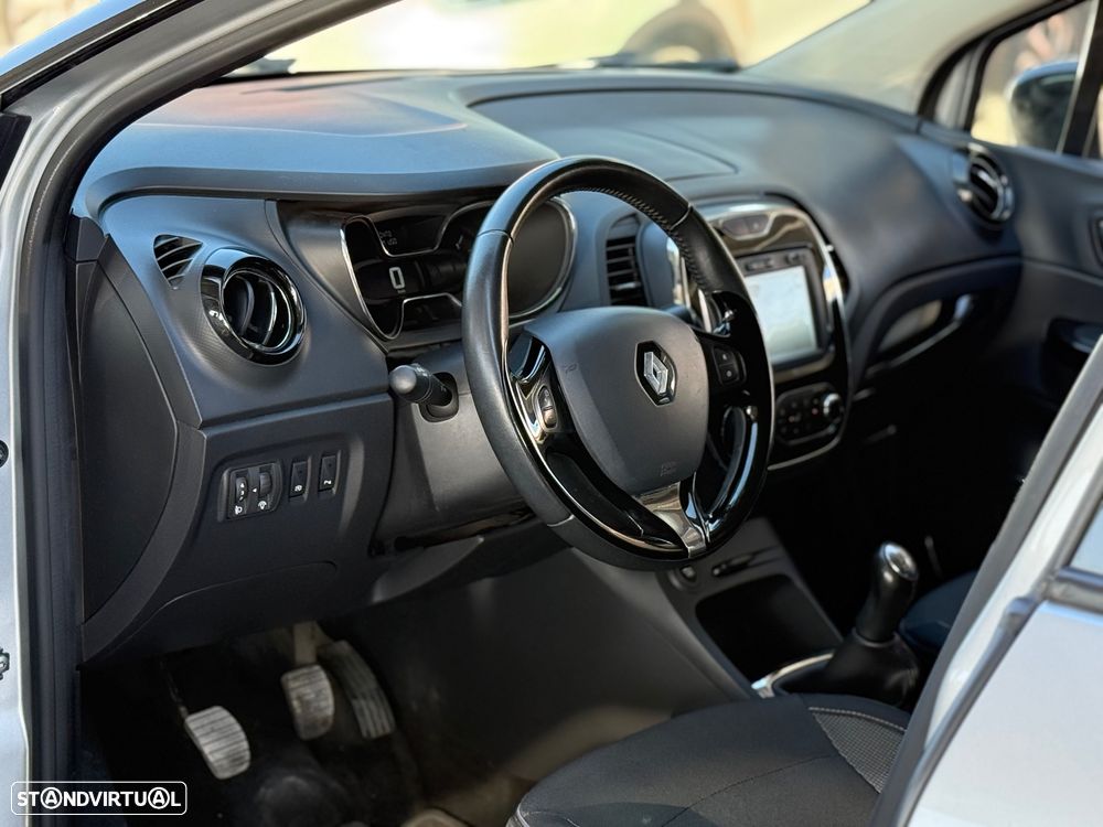 Renault Captur 1.5 dCi Exclusive - 6