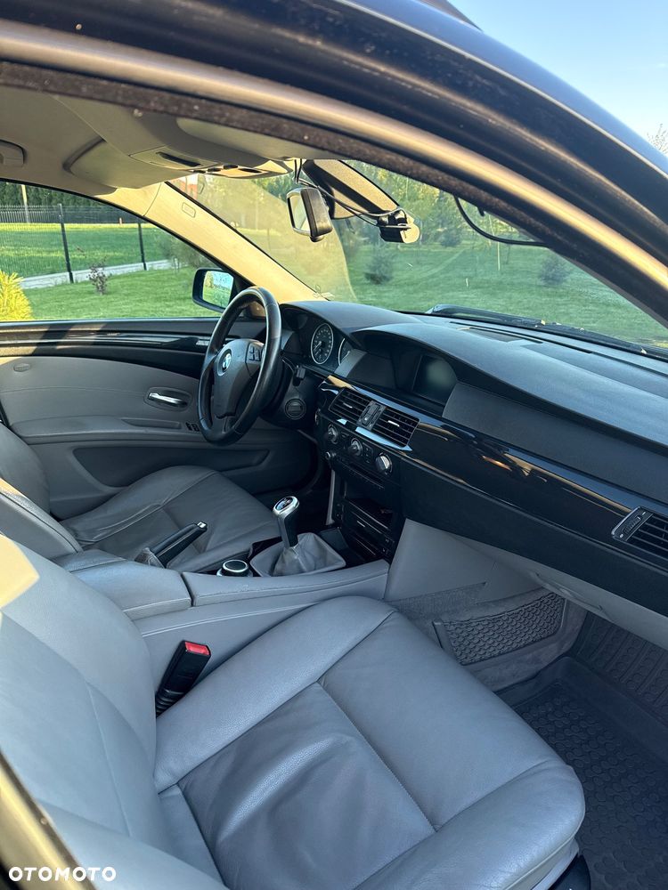 BMW Seria 5 520d - 6