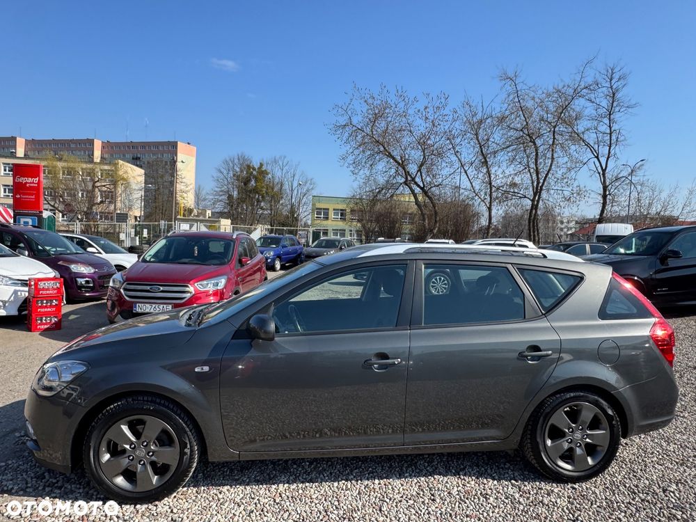 Kia Ceed 1.4 CVVT Attract - 6