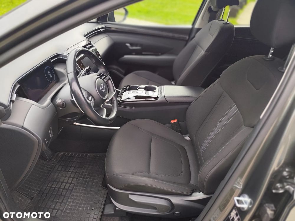 Hyundai Tucson 1.6 T-GDi HEV Smart 2WD - 16