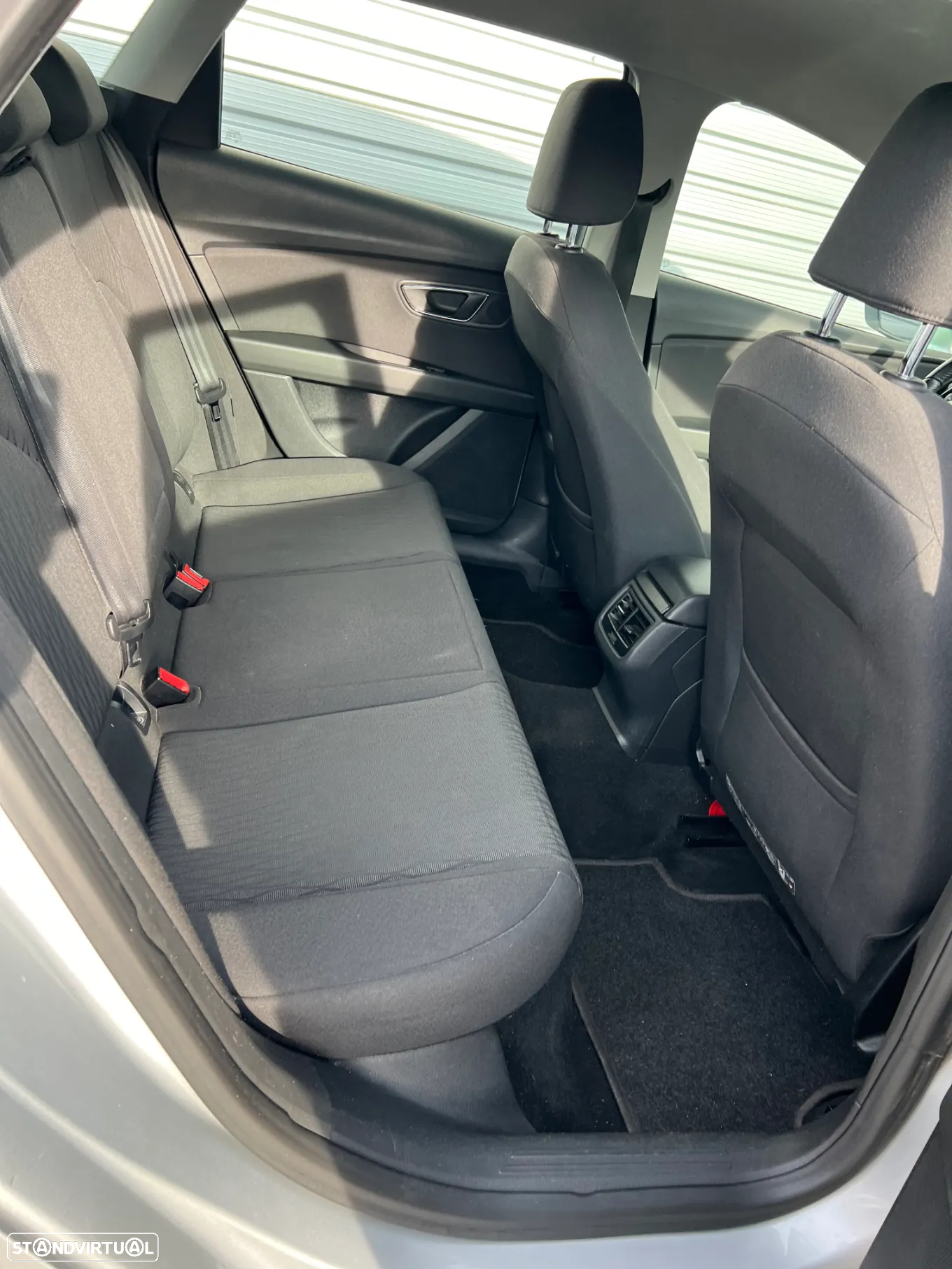 SEAT Leon ST 1.6 TDI Style Ecomotive - 15