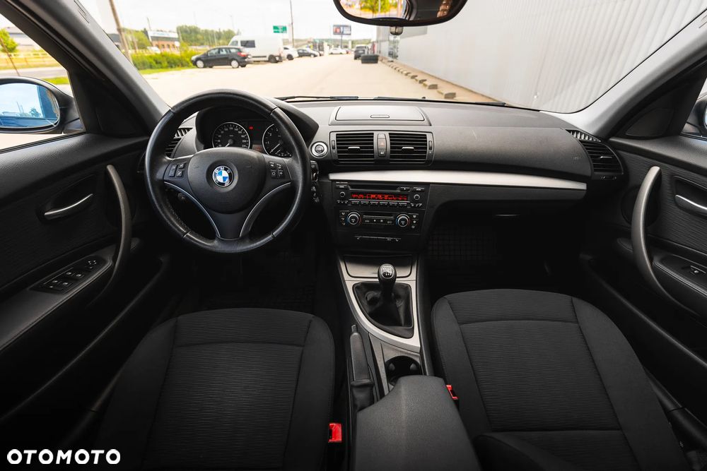 BMW Seria 1 - 12