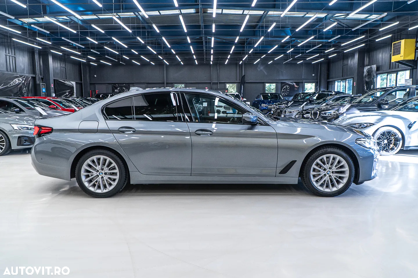 BMW Seria 5 530e Aut. Luxury Line - 20