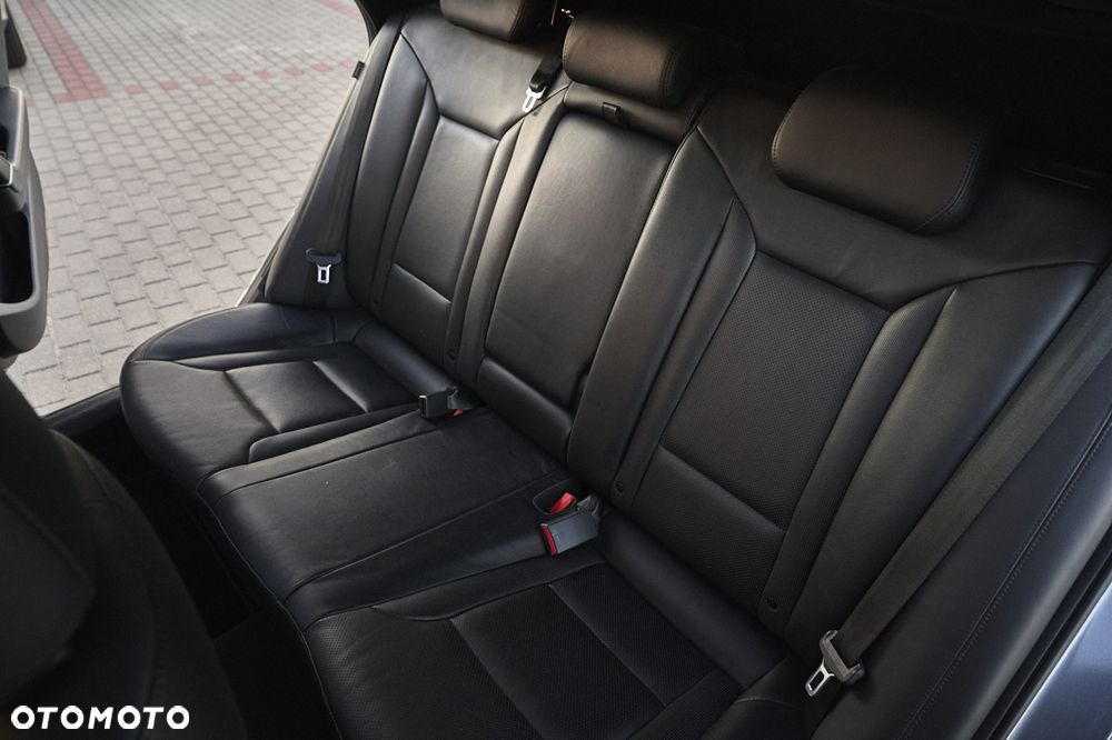 Hyundai i40 Kombi 1.7 CRDi Premium - 26