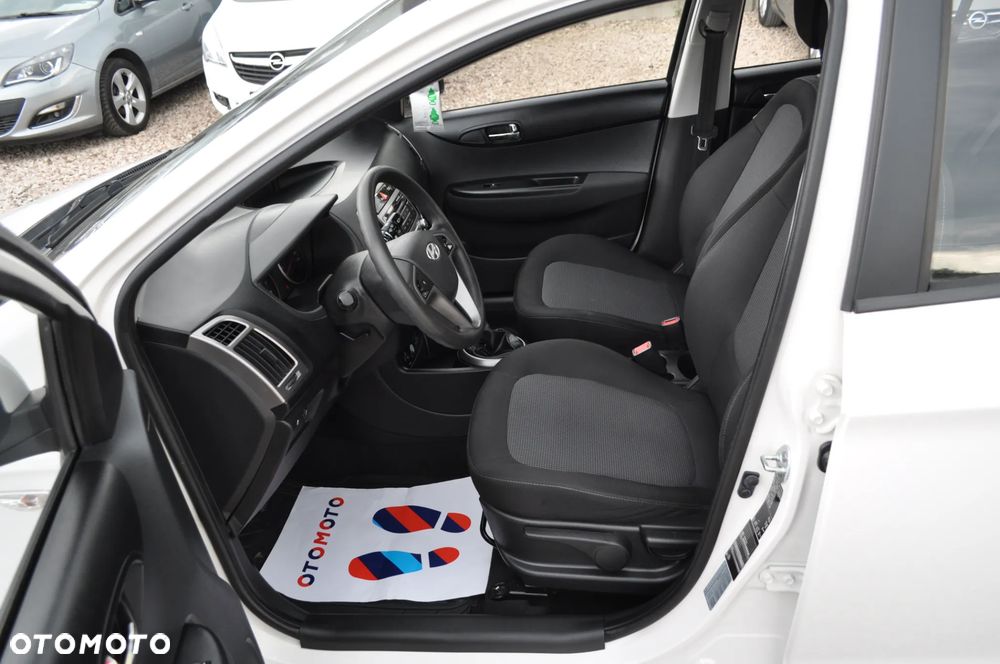 Hyundai i20 1.25 Style - 12