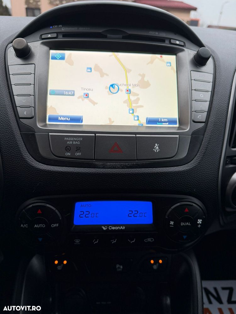 Hyundai ix35 1.7 CRDI 2WD blue Style - 14