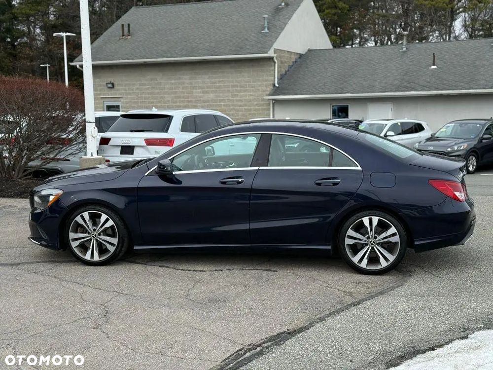 Mercedes-Benz CLA - 5