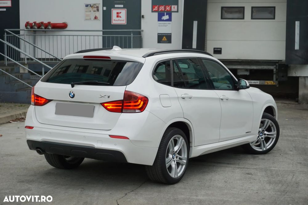 BMW X1 xDrive20d Aut. Sport Line - 2