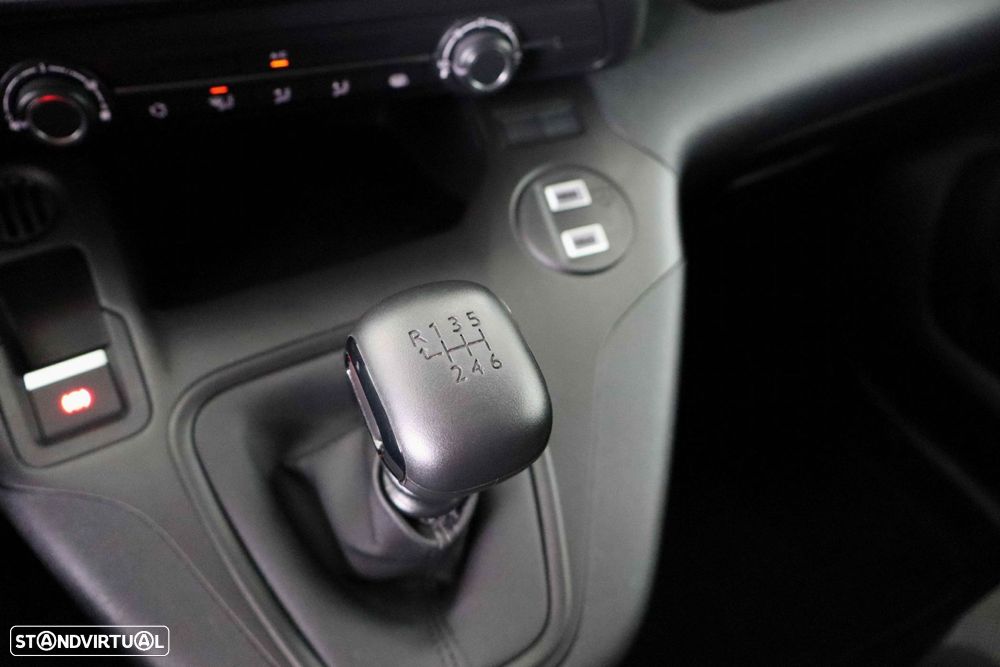 Peugeot Partner Longa 1.5 BlueHDI - 29