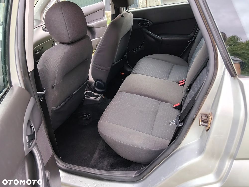 Ford Focus - 8