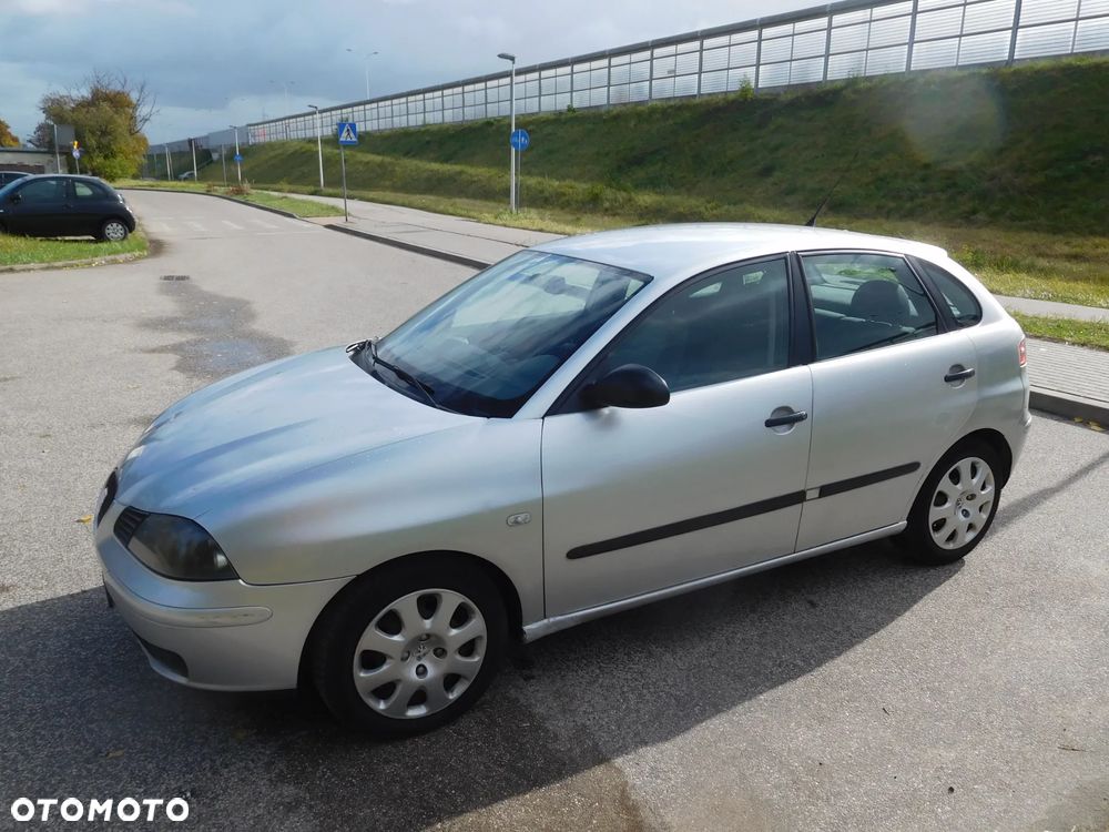 Seat Ibiza 1.4 16V Reference - 16