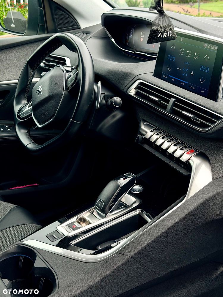 Peugeot 5008 1.5 BlueHDi Allure S&S EAT8 - 22