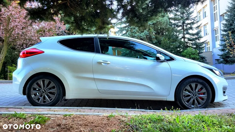Kia ProCeed Pro_cee'd 1.4 M - 8