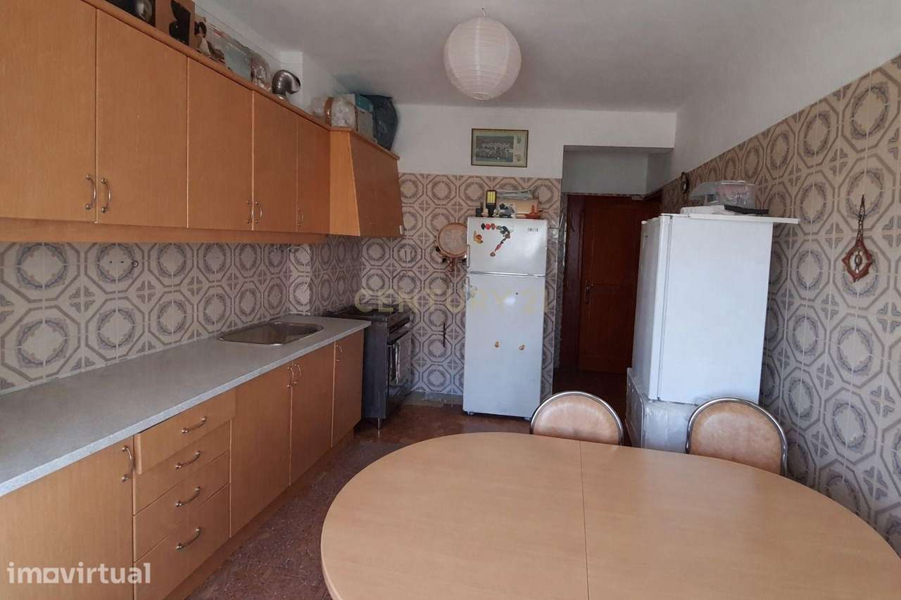 Apartamento T2 | 100 m² | 1º Andar | Rua Mártires do Tarrafal – Montij - Grande imagem: 4/15