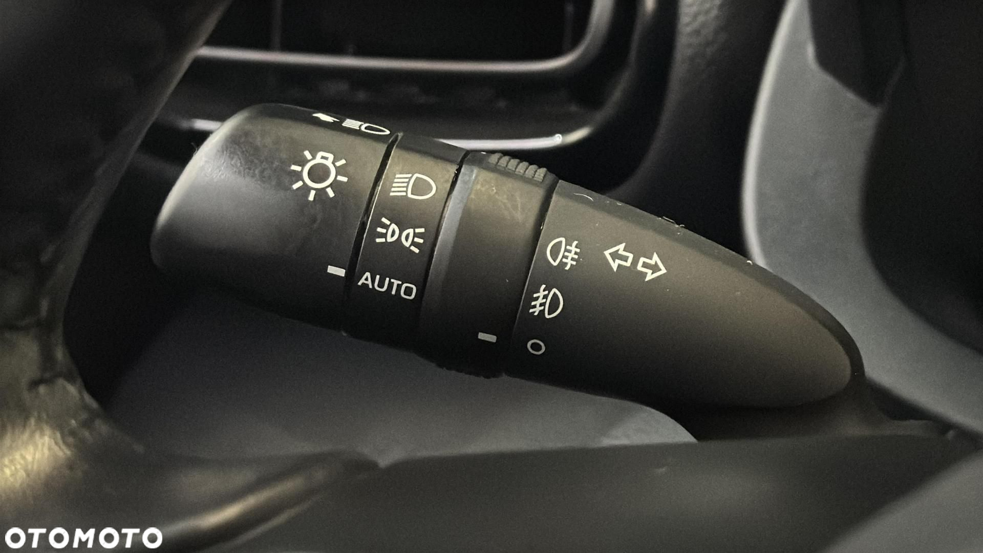Toyota Yaris Hybrid 1.5 Comfort - 25