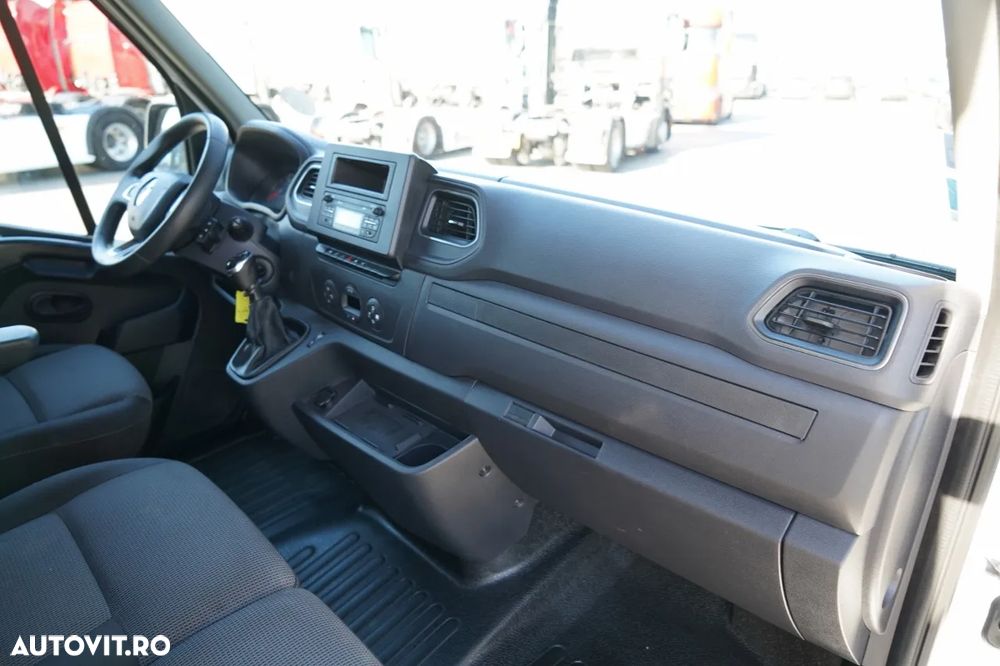 Renault MASTER / NEGRU / PANOU / CAMERĂ VEDERE SPATE / 2020 R - 34