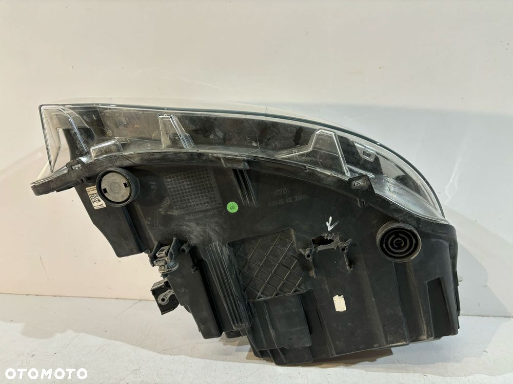 BMW 3 GT F34 Lampa przednia Led lewa - 17437 - 7