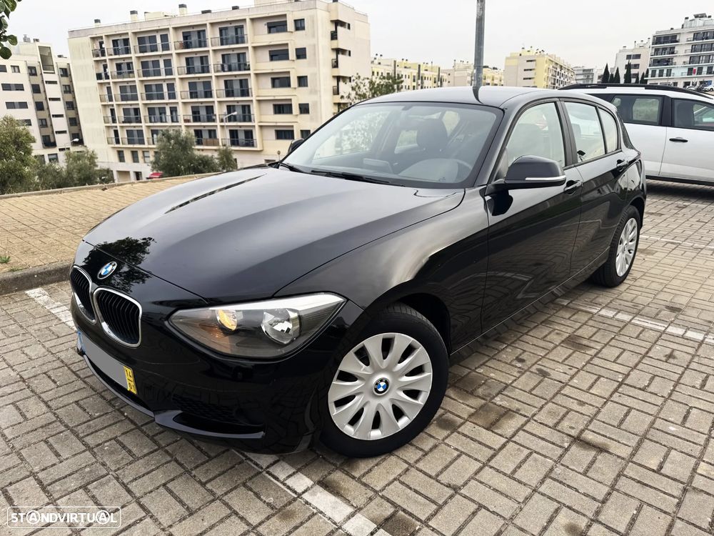 BMW 114 d Line Urban - 1