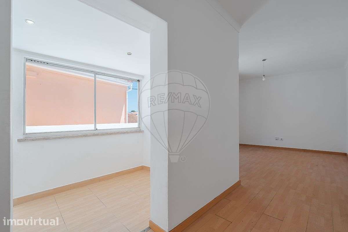 Moradia T1 para venda - Grande imagem: 3/17