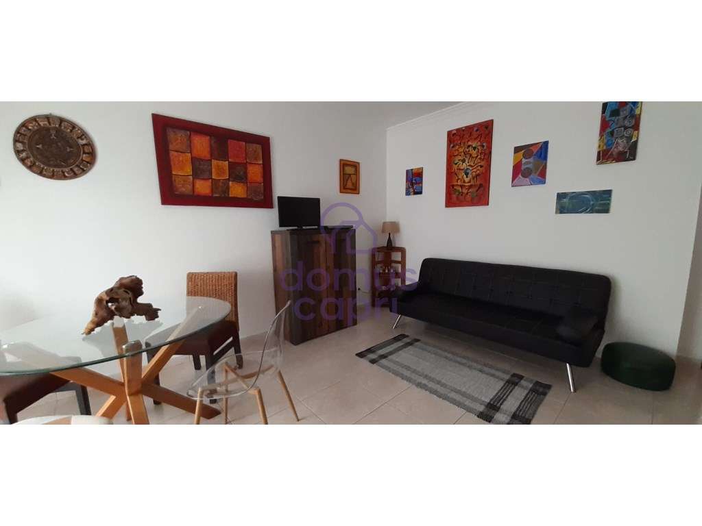 Apartamento T1 no centro da Fuzeta