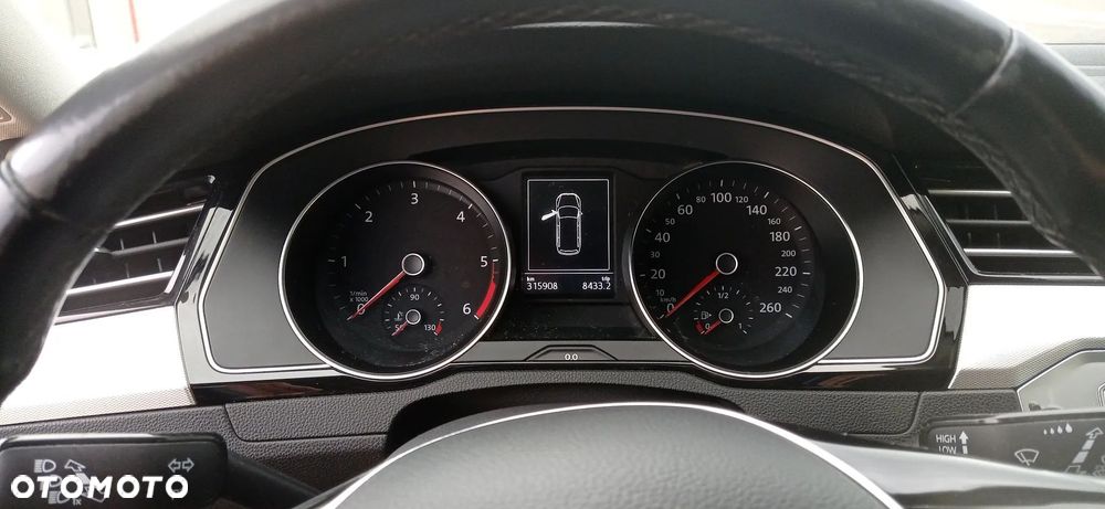 Volkswagen Passat Variant - 11