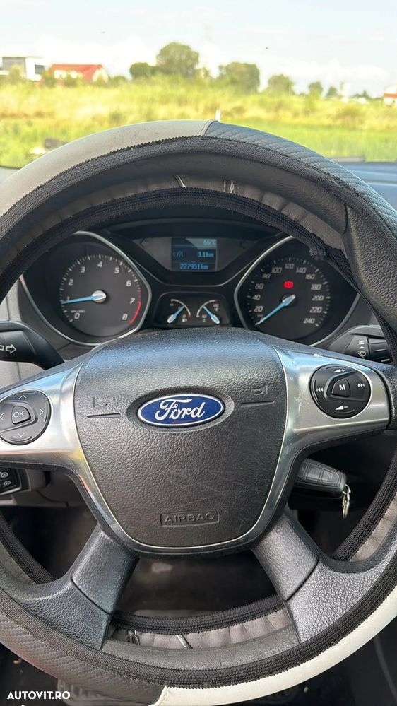 Ford Focus - 18