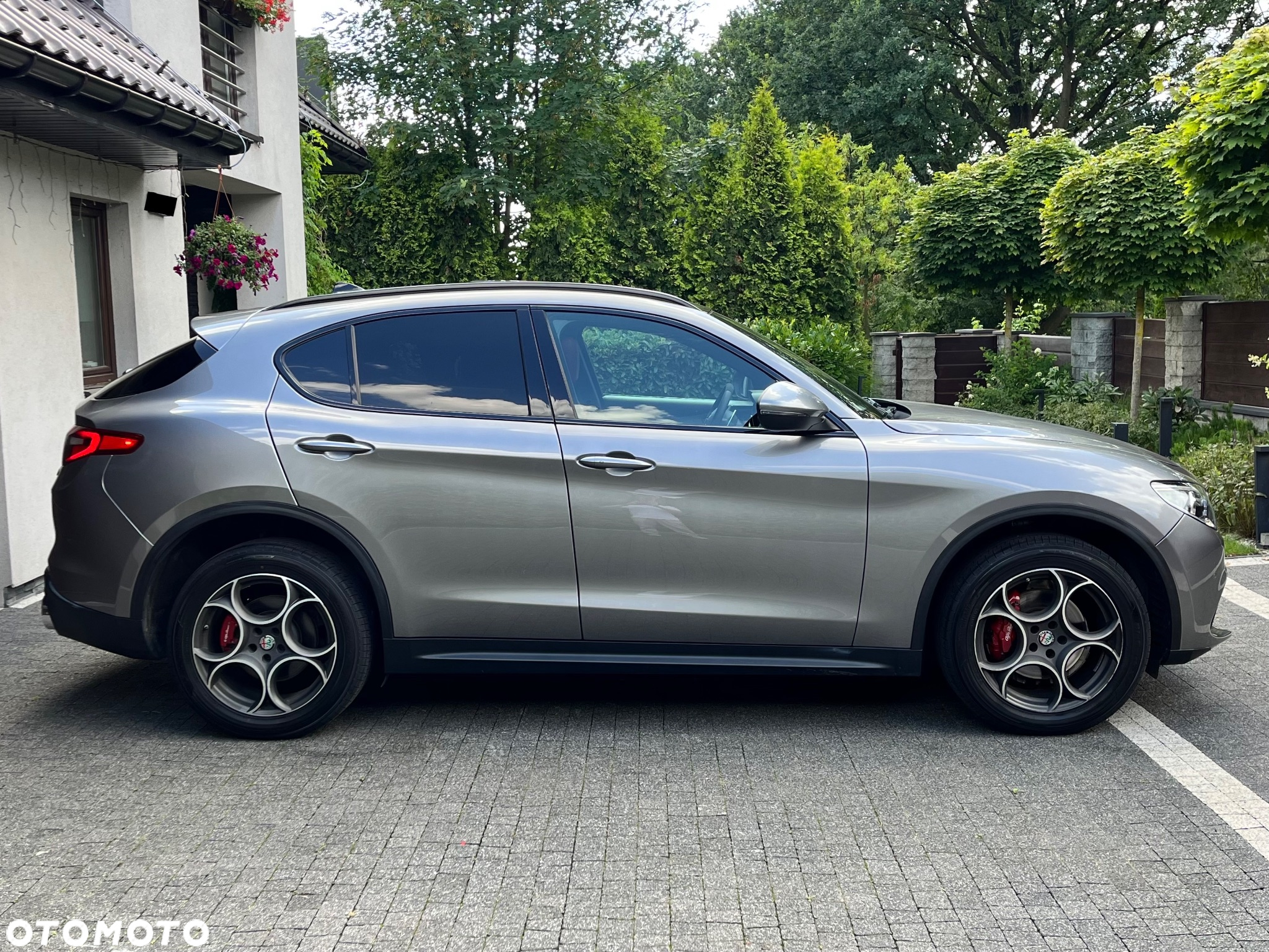 Alfa Romeo Stelvio 2.0 Turbo 16V AT8-Q4 Ti - 5