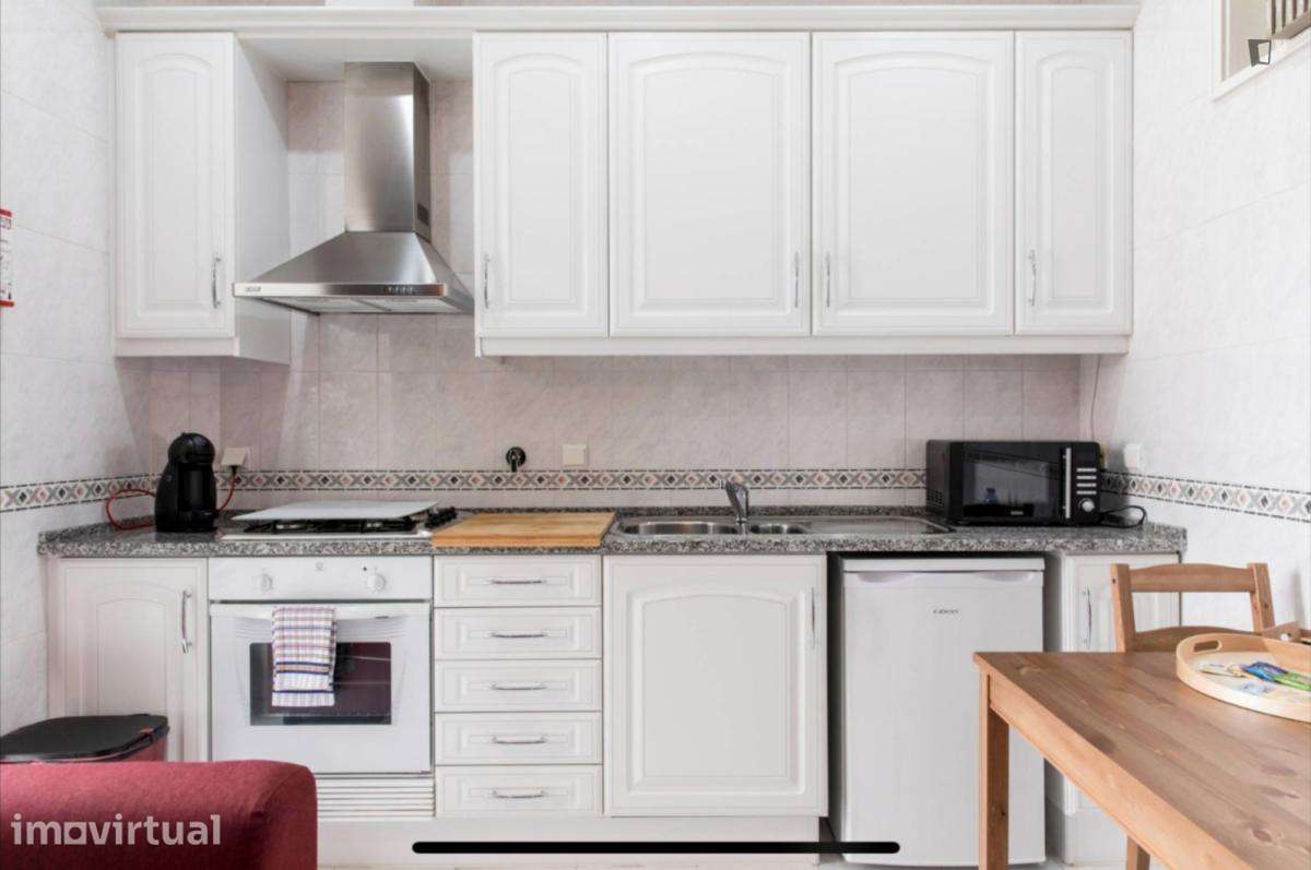 Apartamento com 2 quartos - localizado em Sete Rios Lisbon - Grande imagem: 5/15