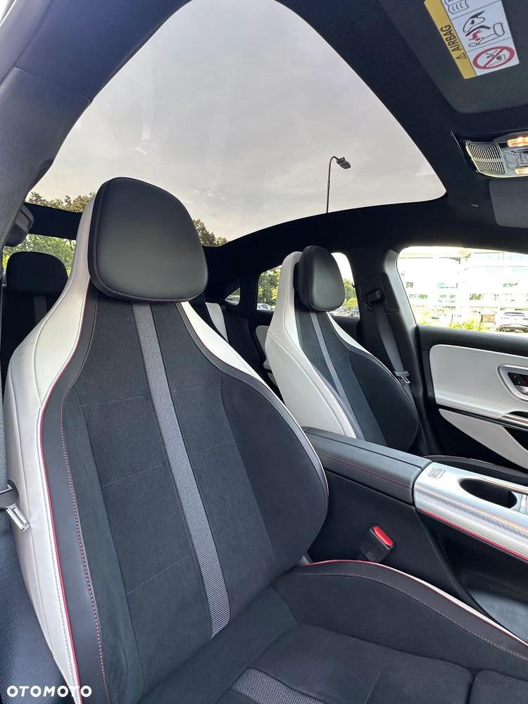 Mercedes-Benz CLA 200 mHEV 8G-DCT - 17