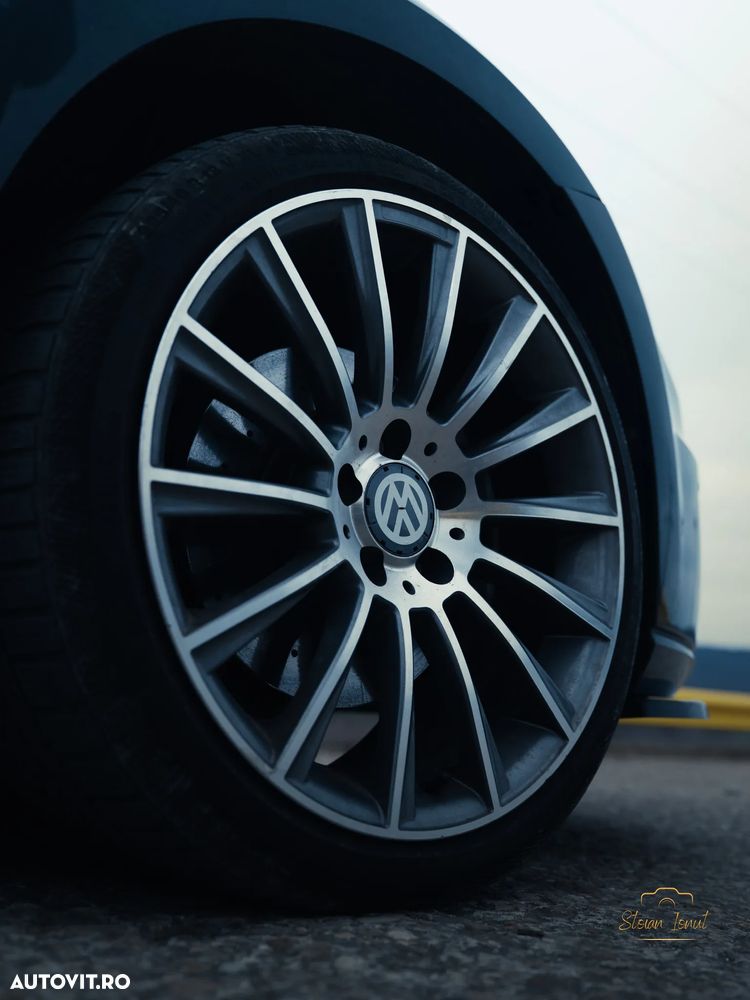 Volkswagen Golf Standard - 4