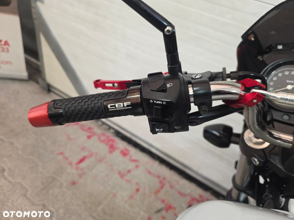 Honda CBF - 21