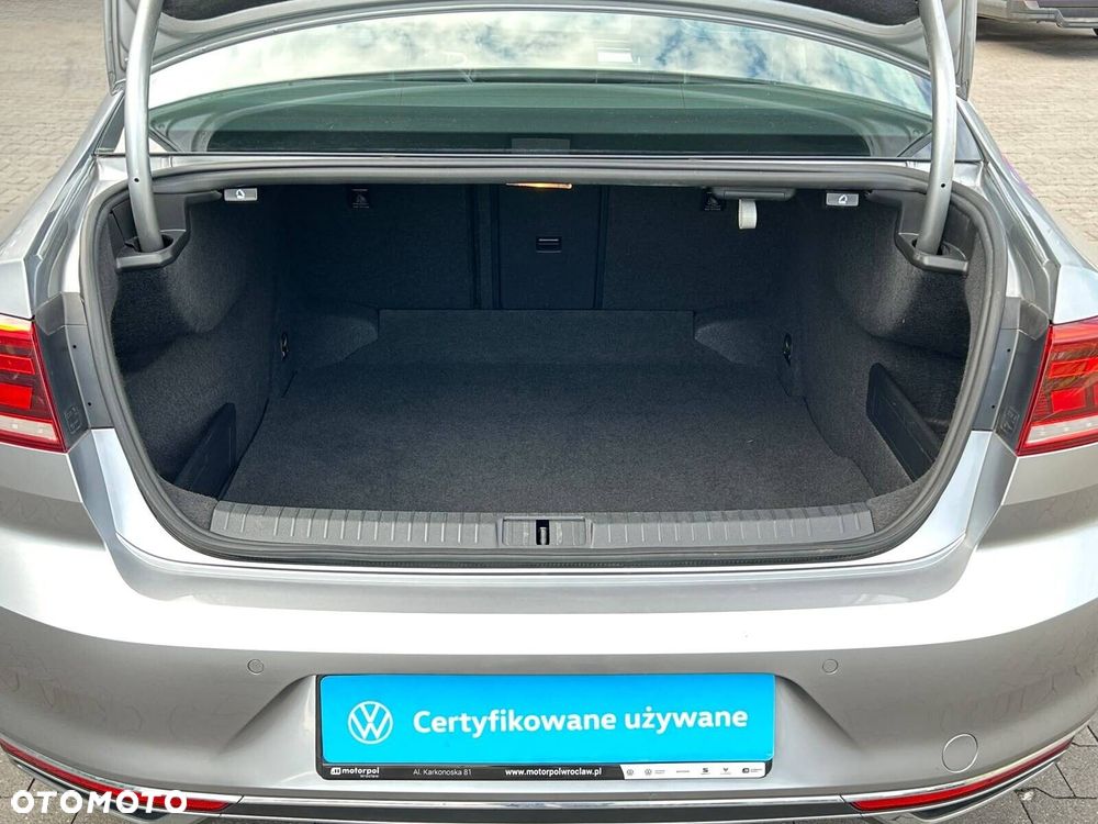 Volkswagen Passat 1.5 TSI EVO Elegance DSG - 11