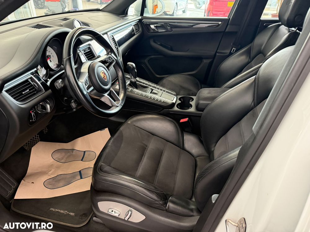 Porsche Macan S - 18