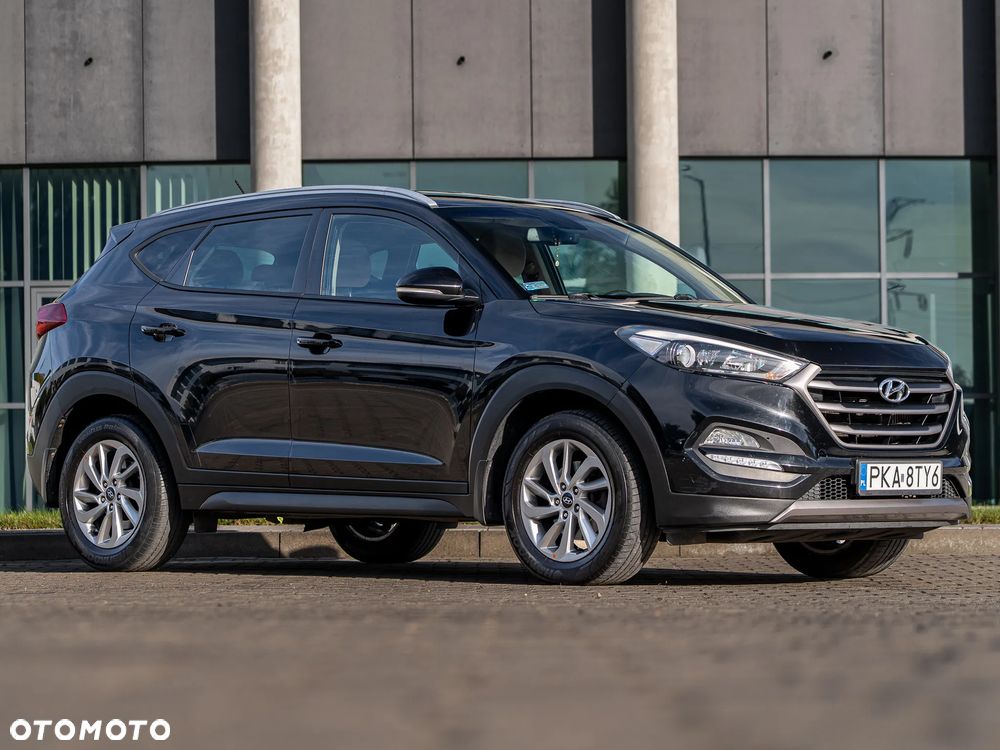 Hyundai Tucson 1.7 CRDI BlueDrive Comfort 2WD - 19