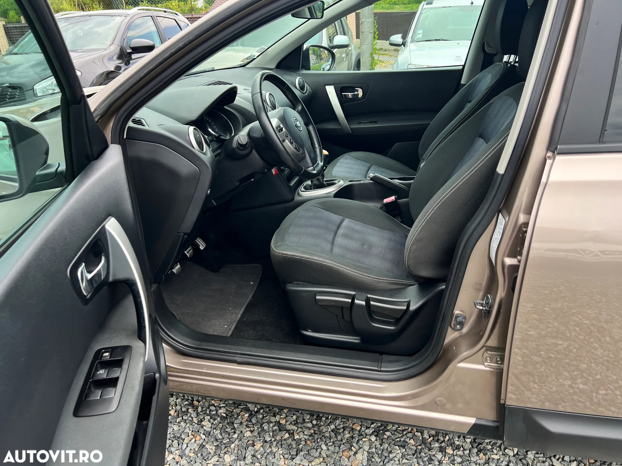 Nissan Qashqai 1.5 DCI TEKNA - 9