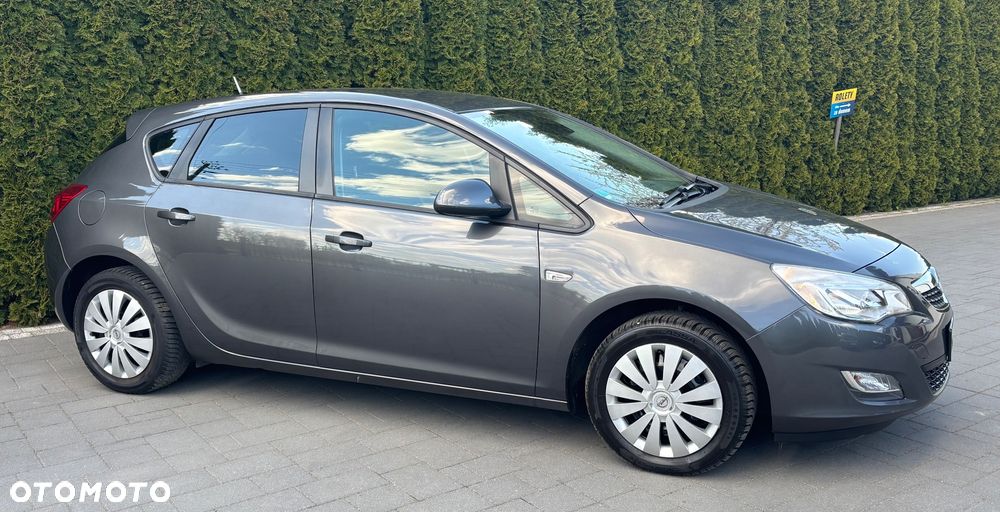 Opel Astra 1.4 Turbo - 10