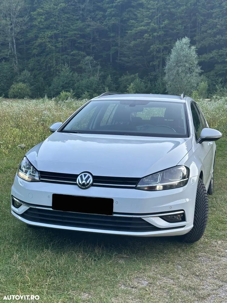 Volkswagen Golf - 2
