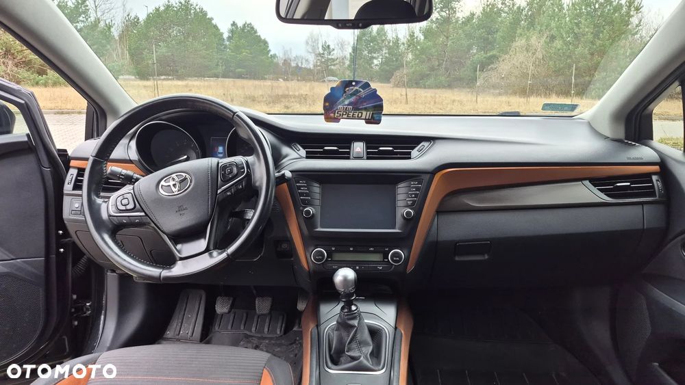 Toyota Avensis 1.8 Prestige - 27