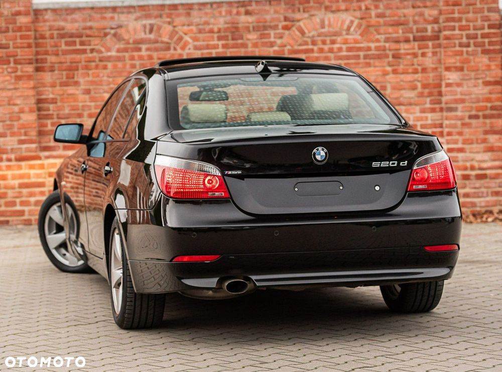 BMW Seria 5 520d Special Edition - 2