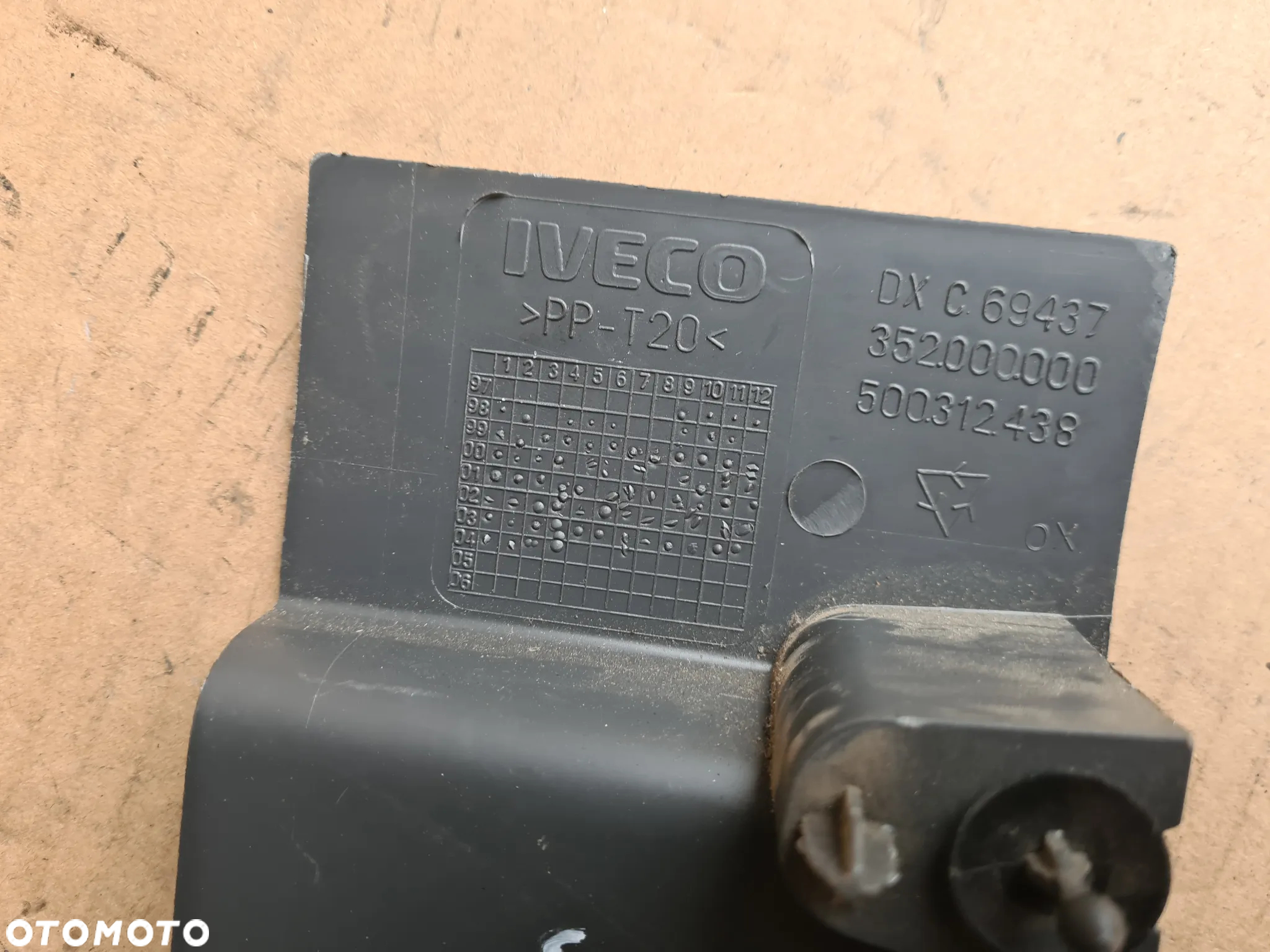 IVECO DAILY 3 99-06 listwa listwy nakładki wewnętrzne progu nakładka plastik - 7