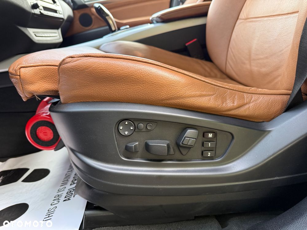 BMW X5 3.0sd xDrive - 32