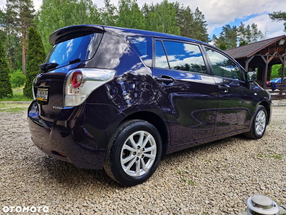 Toyota Verso 1.8 Sol EU5 - 19