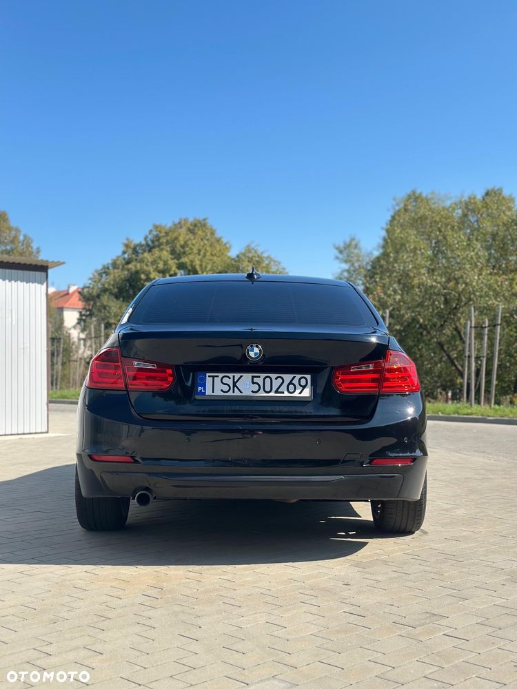 BMW Seria 3 318d Luxury Line - 5