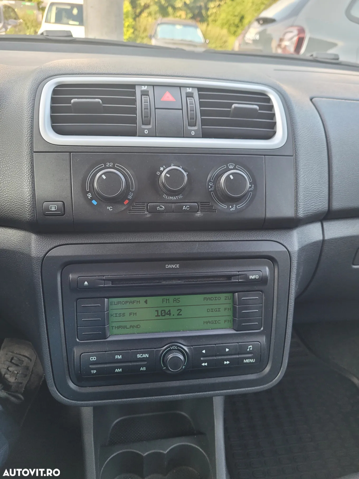 Skoda Fabia 1.2 HTP Elite - 12